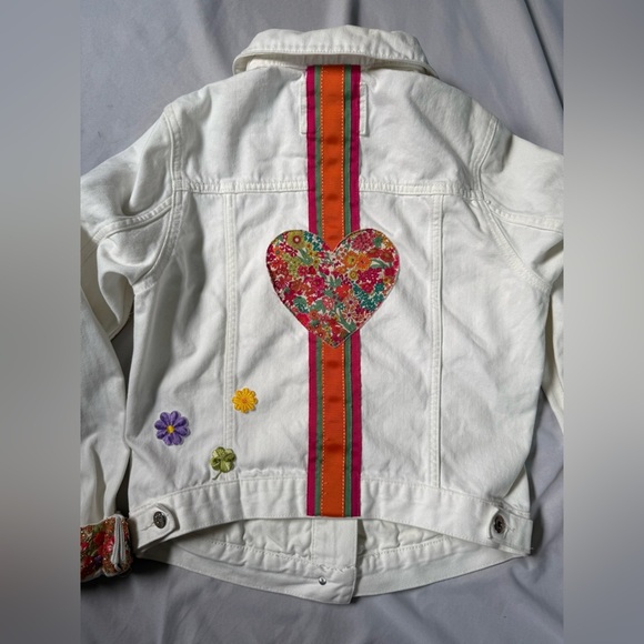 Collusion Denim Jacket Womens White Jean Embroidered Colorful OOAK Size 6 - Picture 7 of 9